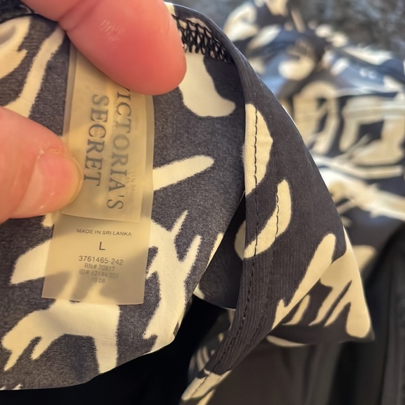 🩱 Victoria’s Secret Halter Top Tankini, Large Top, Medium Bottoms 🩱 - Picture 7 of 10